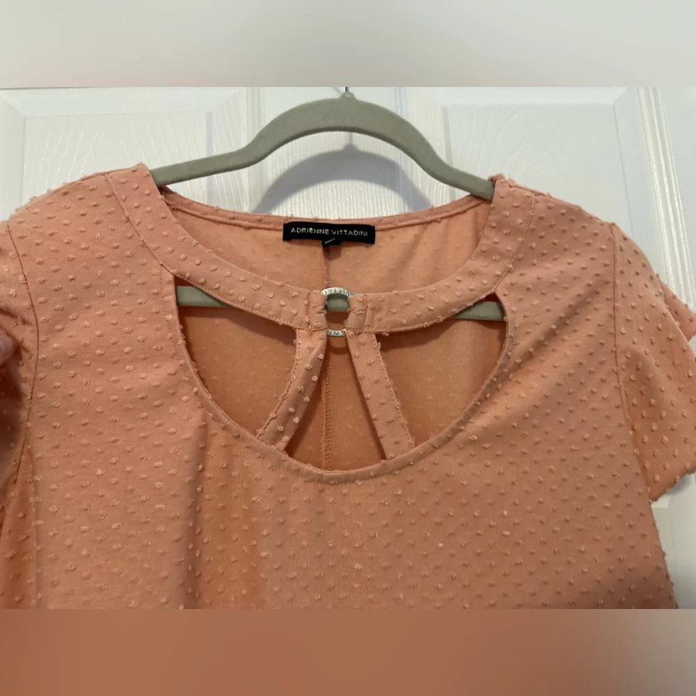 Peach Textured Top - Picture 2 of 6